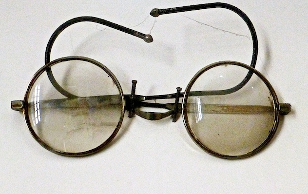 gandhi-glasses