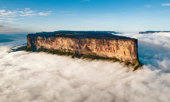 Muntele Roraima, Brazilia. Sursă foto: www.feel-planet.com